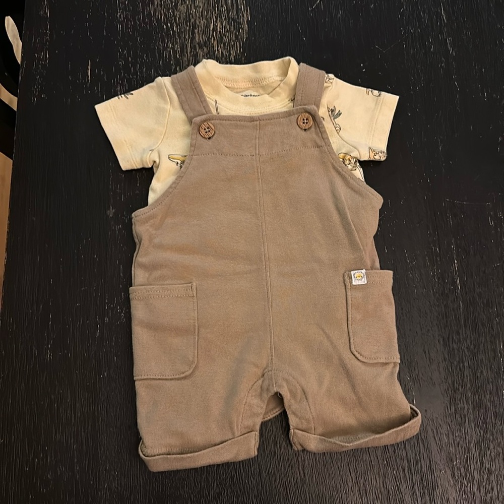 Carters matching set overalls 6 months
